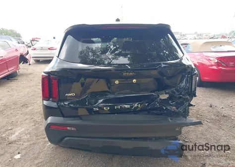 2021 Kia Sorento Lx z USA, uszkodzony, nr VIN 5XYRGDLC7MG016535